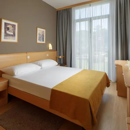 Aurora Plava Laguna 4*