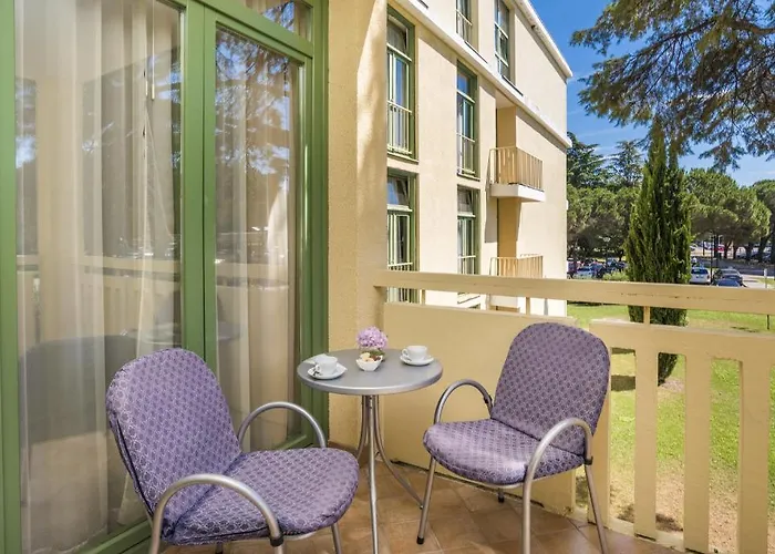 Hotel Aurora Plava Laguna 4*