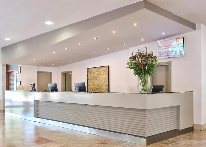 Aurora Plava Laguna Hotel 4*