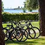Hotel Aurora Plava Laguna 4*