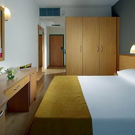 Aurora Plava Laguna 4*