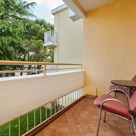 מלון Aurora Plava Laguna 4*