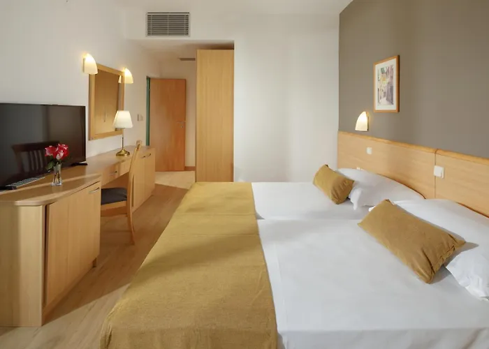 Aurora Plava Laguna Отель 4*