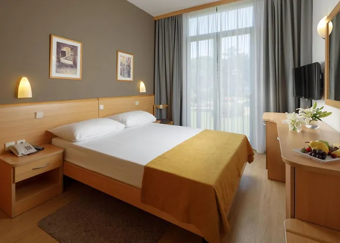 Aurora Plava Laguna 4*