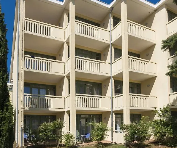 Отель Aurora Plava Laguna