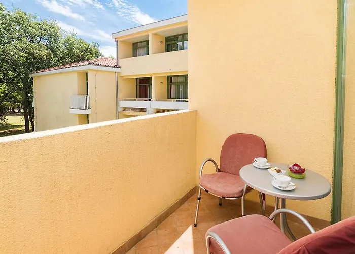 Aurora Plava Laguna Отель Умаг