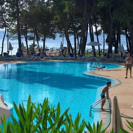 Aurora Plava Laguna أوماغ