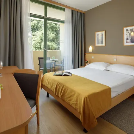 Aurora Plava Laguna 4*