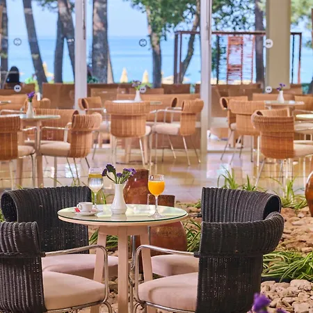 Aurora Plava Laguna أوماغ