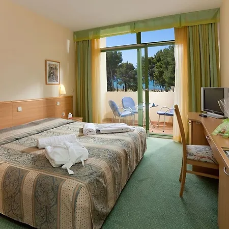 Aurora Plava Laguna فندق 4*